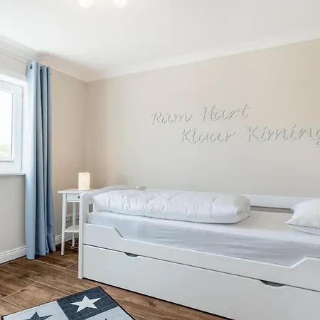 Min To Hus *